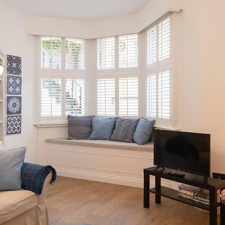 Stylish Apartment Close To The Sea Brighton Exterior photo